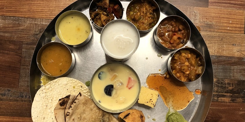 An image of Ker Sangri, a traditional Rajasthani cuisine served with bajre ki roti