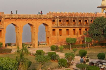 The Khaba fort perched on a hill.