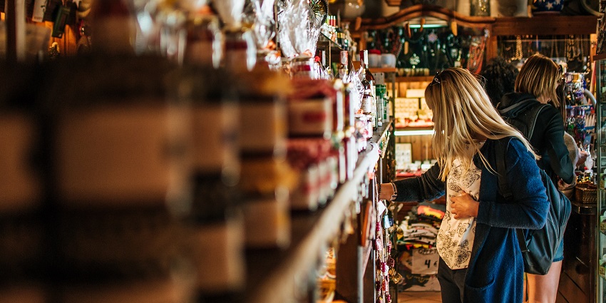 Traditional Shopping in Vadodara for spices and more.