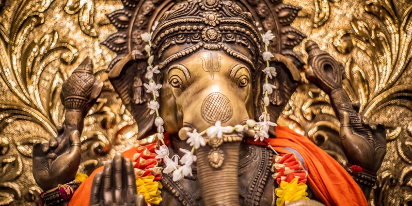 Khoda Ganesh Temple is a revered temple in Ajmer dedicated to Lord Ganesh, visited for blessings.