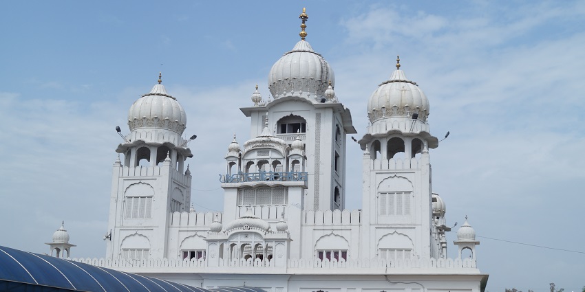 A glimpse of Gurudwara Kirtpur Sahib, a place to visit near Virasat-e-Khalsa Museum.