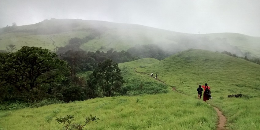 This trekking trail on the top of the mountain is a famous place amongst adventurers.