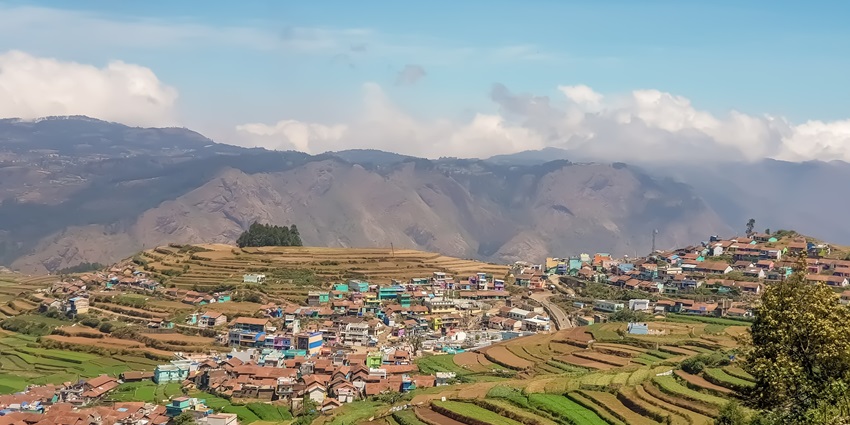 The stunning views of foggy hills, verdant forests and lush tea estates of Kodaikanal.