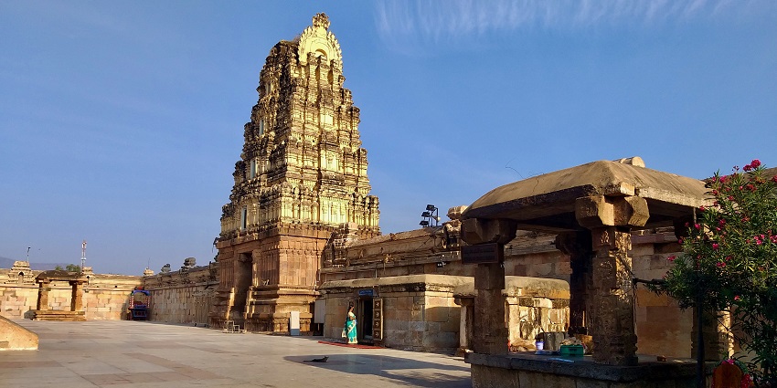 Detailed view of the 16th-century Kodandarama Temple in Vontimitta, highlighting its intricate carvings.