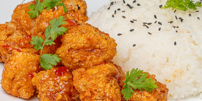 A glimpse of Kodi Vepudu or fried chicken, one of the best foods in Rajahmundry.