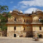 Kuchaman Fort features Rajput architecture atop Aravalli hills with stunning views.