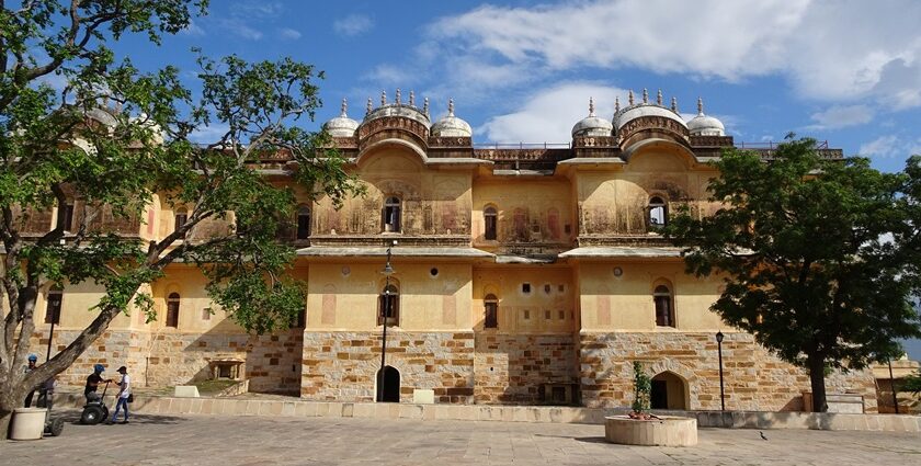 Kuchaman Fort features Rajput architecture atop Aravalli hills with stunning views.