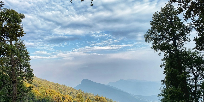 Image of Jalori Pass in Kullu, trek through 7 KMs just to get a glimpse of this surreal scenery