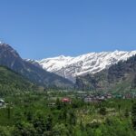 Kullu and Manali are two scenic hill stations in Himachal Pradesh where you can enjoy an adventure