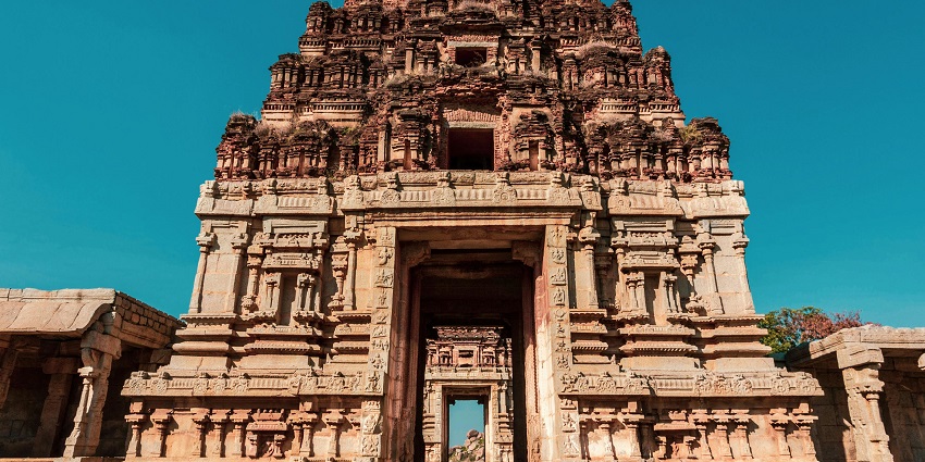 The ancient Kumbha Shyam Temple, known as a place near bassi wildlife sanctuary.