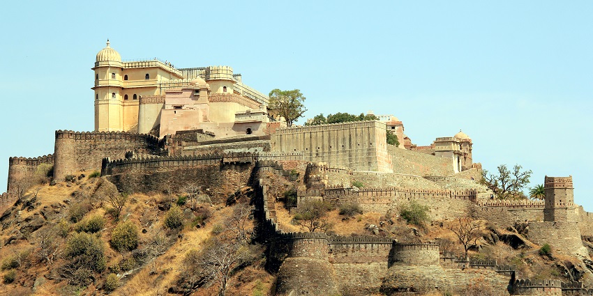 View of Kumbhalgarh Fort, one of the famous tourist places to visit near Udaipur