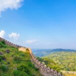 The majestic view of Kumbhalgarh Fort showcasing its incredible wall structure