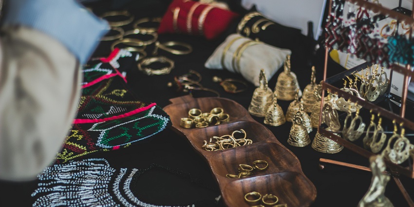An image of Lahori Gate Market with traditional clothes, jewellery, and local crafts.