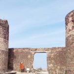 Lakhpat Fort standing on the vast spread desert in Gujarat, attracts a lot of visitors.