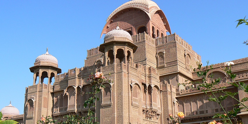 Image of the elegant Lalgarh Palace which is one of the major tourist attractions here.