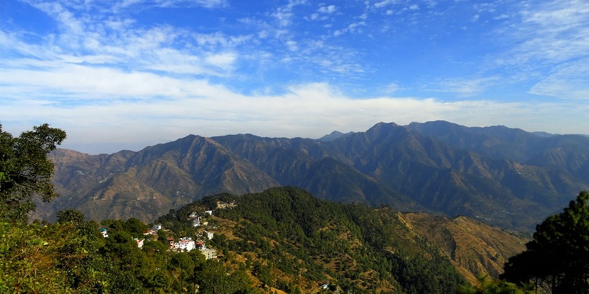 Scenic view of Lansdowne, showcasing lush greenery and serene landscapes under a clear sky.