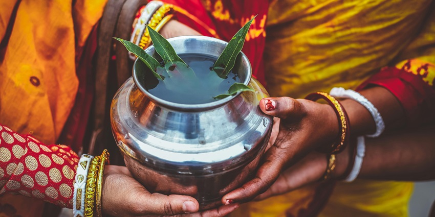 Lavi Fair, a traditional trade and harvest festival celebrated in Rampur, Himachal Pradesh.
