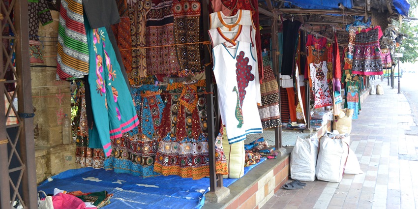 Law Garden Market sells ethnic wear and accessories, mainly hand embroidery, for street shopping in Ahmedabad.