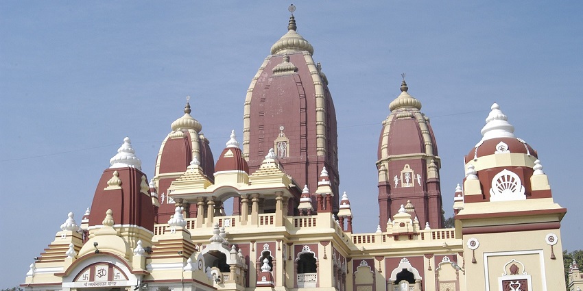 Laxminarayan Temple with white marble architecture and intricate carvings, the best place near Chaturbhuj Temple.