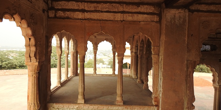 Learn about the Sikh history and culture along with the significance of Guru Gobind Singh.