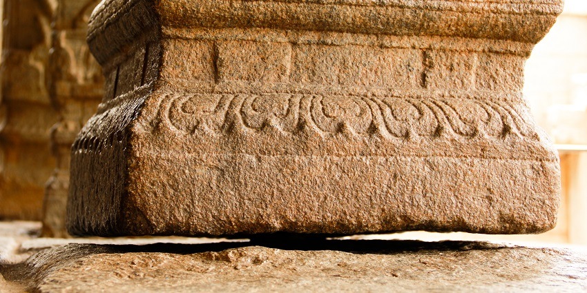 Beautiful and marvellous example of ancient architecture in Places to visit in Lepakshi