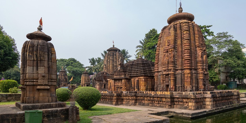 Picturesque view of Lingaraj Temple in Odisha - places to visit near Panchu Pandav Caves