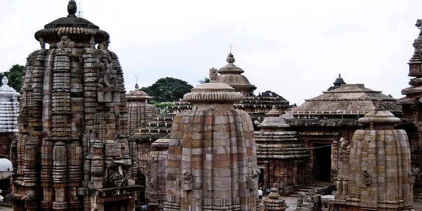 Lingaraj Temple is one of the best places to visit around Kapileswar temple for all.