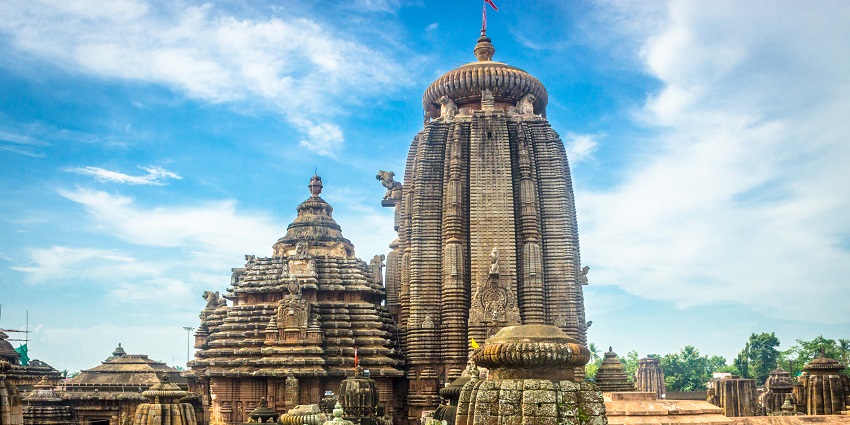 Lingaraja Temple is another temple in Odisha that is dedicated to Lord Shiva.