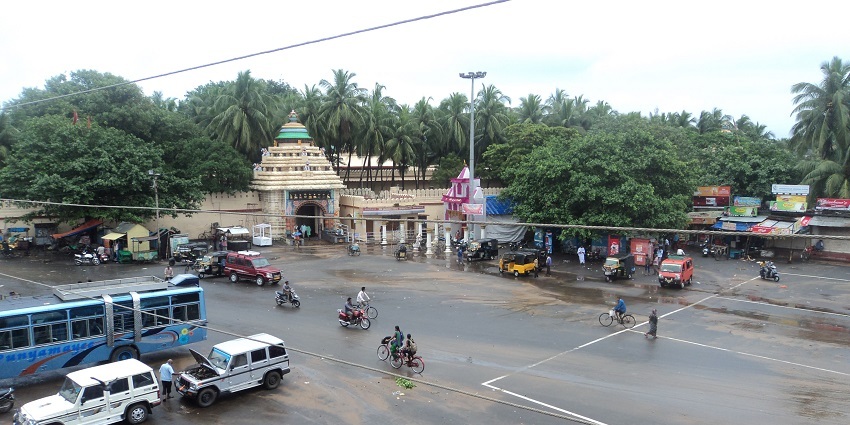 Gundicha Temple is visited by a large number of devotees everyday without fail.