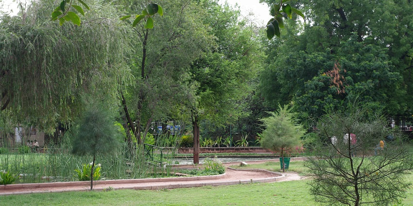 The Rasala Nature Park location is easy to locate due to its proximity to major areas.