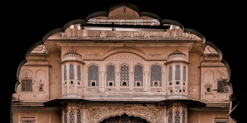 Tijara Fort, a beguiling historic marvel, is located a few kms away from the central city.