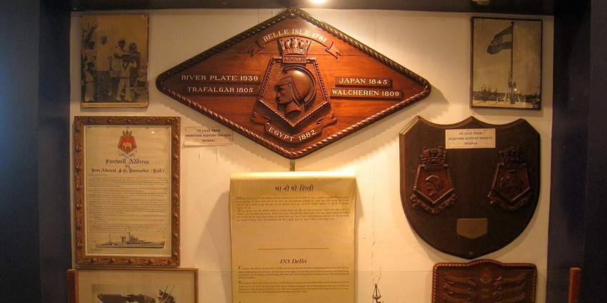 The museum is located at a location that it can be easily reached from any part of Delhi.