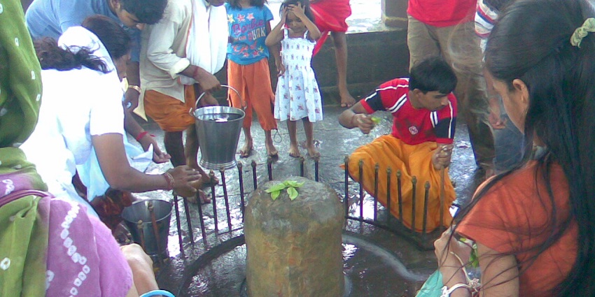 Shree Stambheshwar Mahadev Temple, submerged by tides, is a revered site