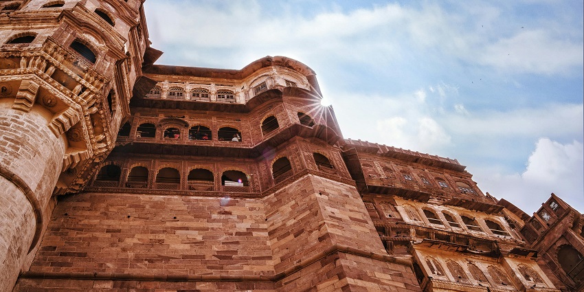 A serene landscape showcasing the serene location of the iconic Roopangarh Fort.