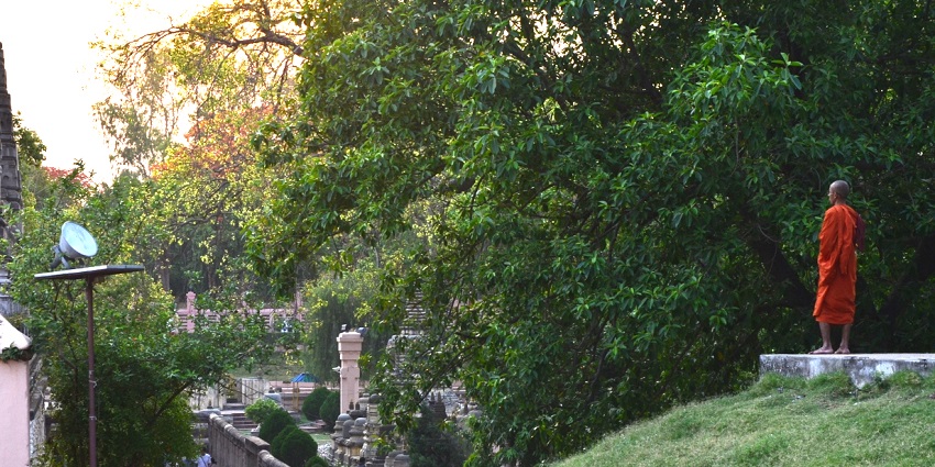 The Mahabodhi Temple Complex in Bodhgaya with towering stupa surrounded by gardens