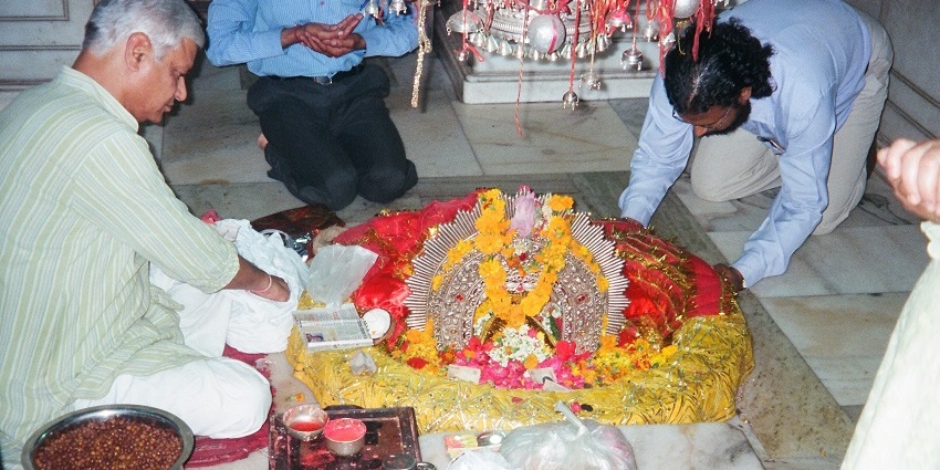 Yogmaya Temple is located in the Seth Serai in Mehrauli in the city of New Delhi.