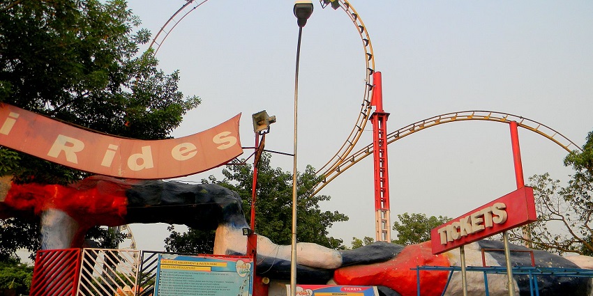 The entrance gate of Astha Water Park.