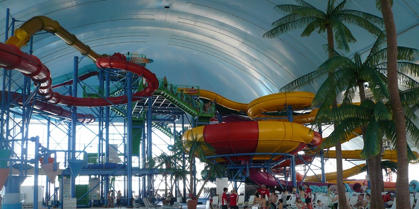 Must experience 7s Gurgaon water park activities.
