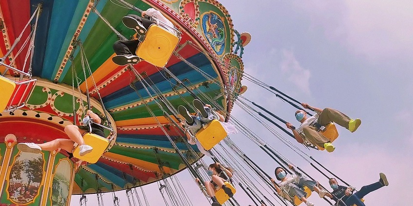 Visit the Nirvana Adventure Park Hoshiarpur to enjoy a number of water rides and nature treks