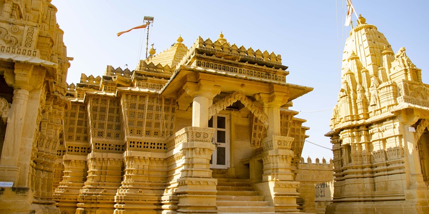 The ancient Lodhurva Temple, a significant Jain temple with rich architectural beauty.