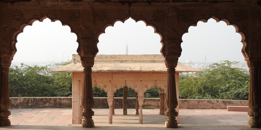 The famous place near Bharatpur museum, Lohagarh Fort is known for its impregnable walls and historical significance.