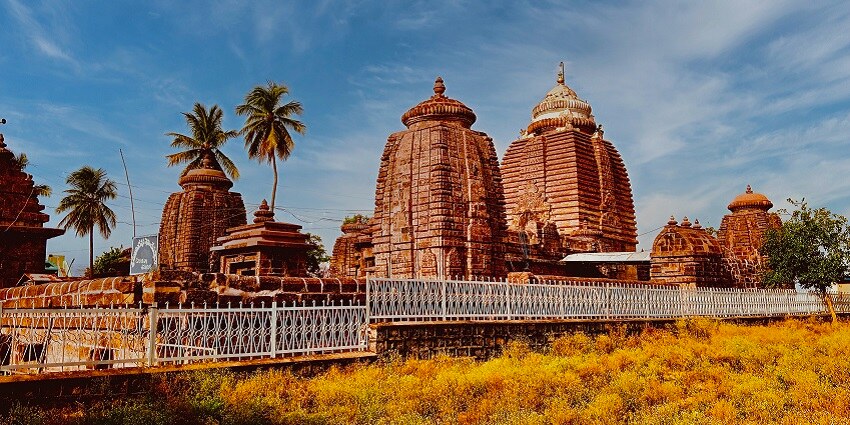 Lohargal: serene pilgrimage site with natural springs and Mahabharata ties.