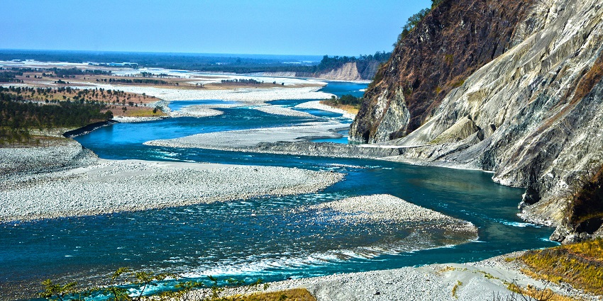Lohit river offers excellent opportunities for angling and river rafting with its pristine beauty.

