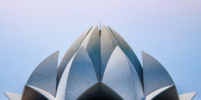 Lotus Temple justifying the serene location of the Shankar’s International Dolls Museum.