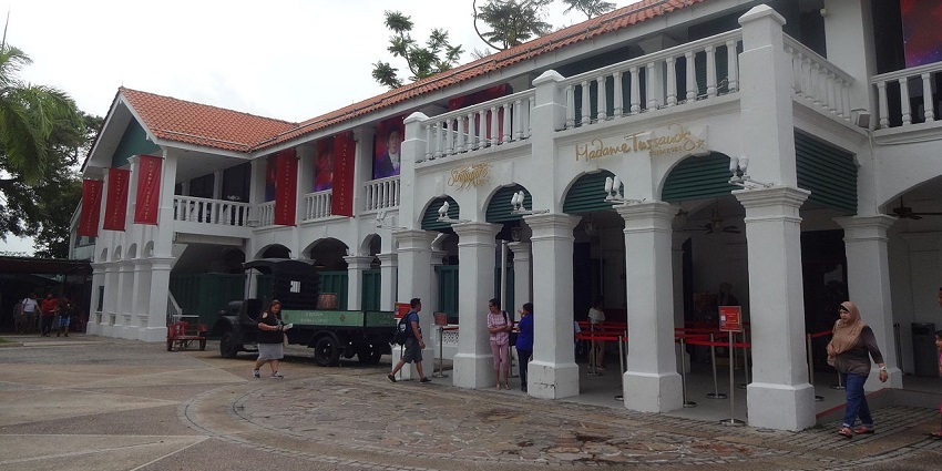The Madame Tussauds Singapore, featuring the famous wax museum's impressive facade.