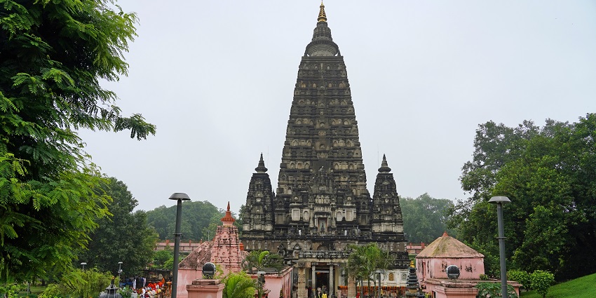 Mahabodhi Temple at Bodhgaya, with its central stupa surrounded by smaller structures