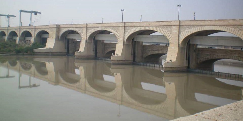 Mahanadi Barrage is a famous barrage of the area offering stunning views of the water.
