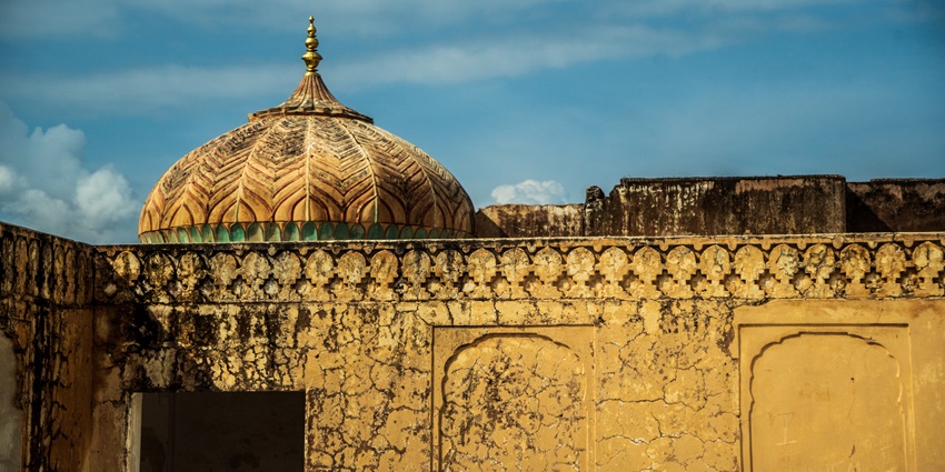 Explore Mahwa, a small town in Rajasthan, known for its village charm and local delicacies.