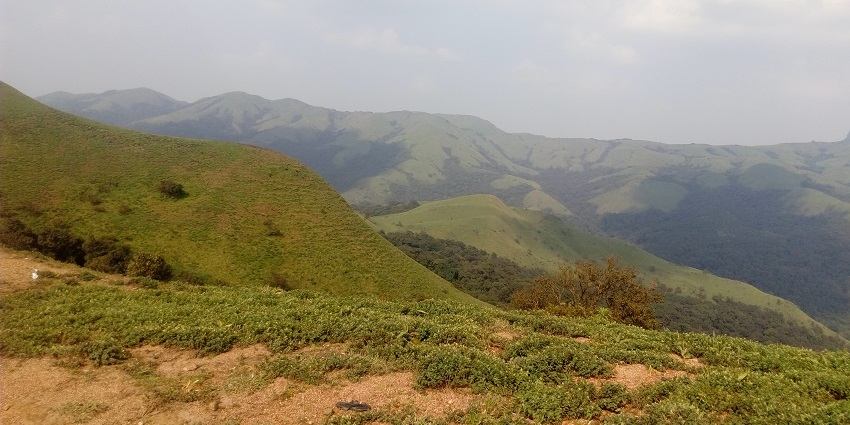 Mandalpatti is a popular trekking spot offering panoramic views near the attraction.