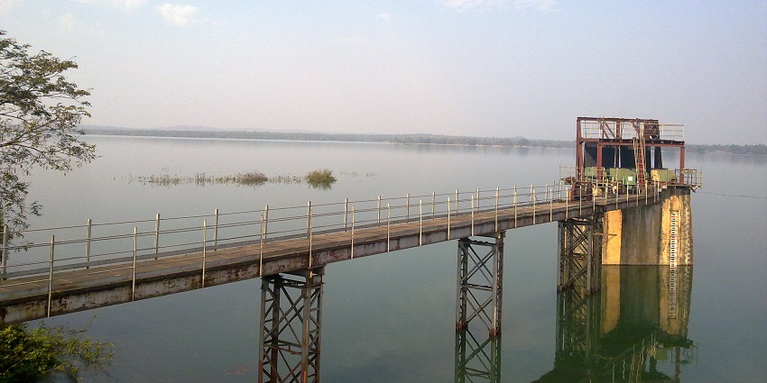 Mandira Dam is a popular attraction among locals and tourists for exploration here.